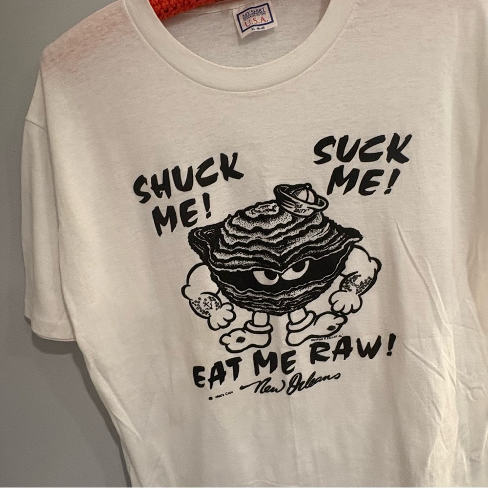 VINTAGE TEE!